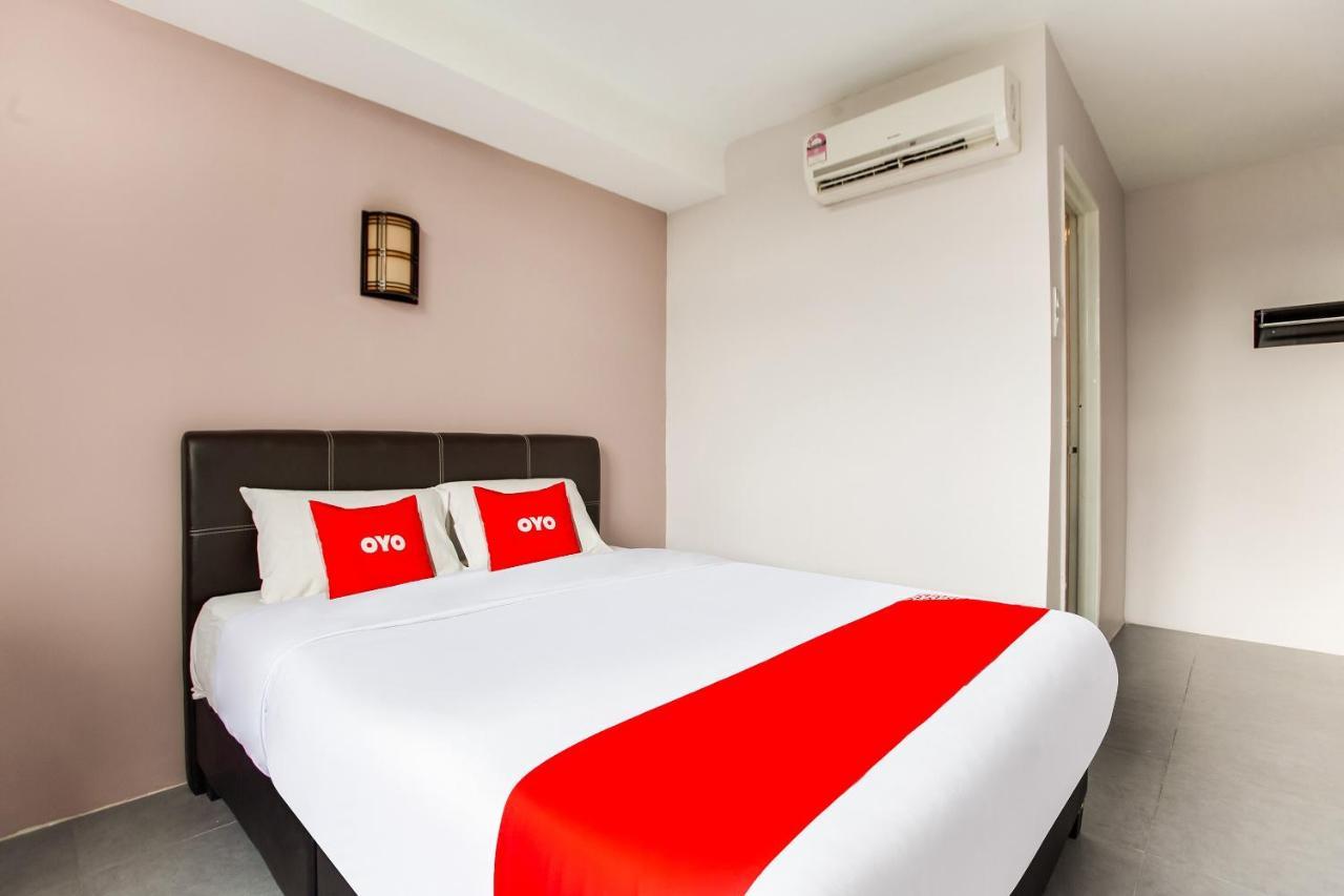 Oyo 89631 988 Hotel Johor Bahru Exteriér fotografie